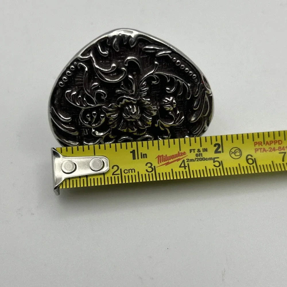 Western Heart Concho Drawer‎ Pulls Set of 2 Floral Embossed Silver Tone Hardware